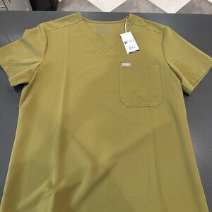 NWT Men's Figs olive khaki scrub top
